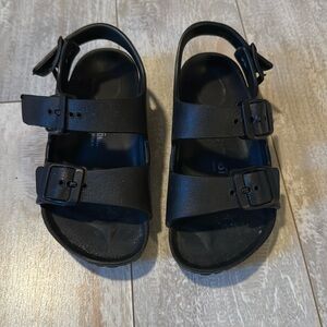 Toddler Birkenstocks 💕